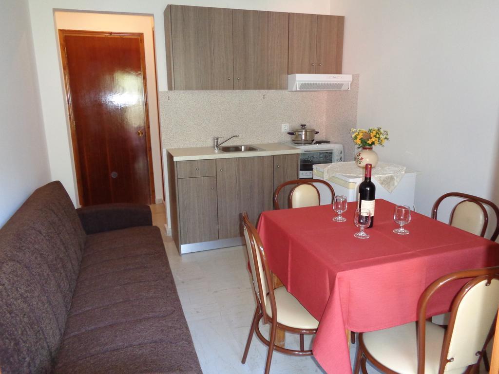 Apartmán Skyline Velonádes Pokoj fotografie